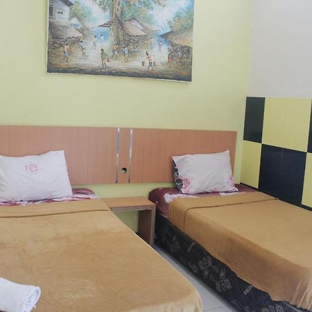 Olive Guest House Bumi Mas Raya Banjarmasin  Bagian luar foto