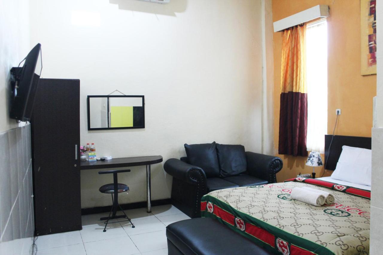 Olive Guest House Bumi Mas Raya Banjarmasin  Bagian luar foto