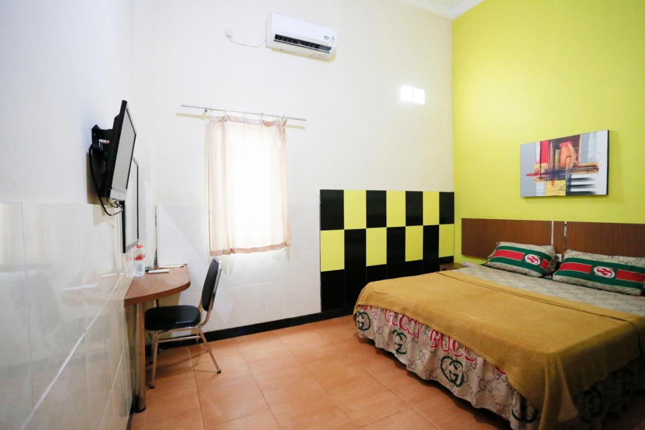 Olive Guest House Bumi Mas Raya Banjarmasin  Bagian luar foto